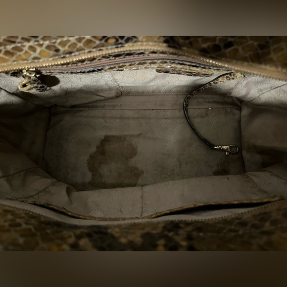 Michael Kors sneak skin handbag in wallet - Picture 5 of 8